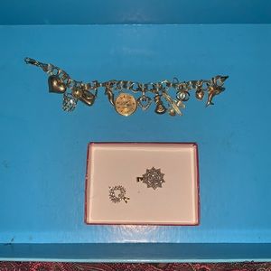 🌟GOLD🌟 customized ✨Charm bracelet✨